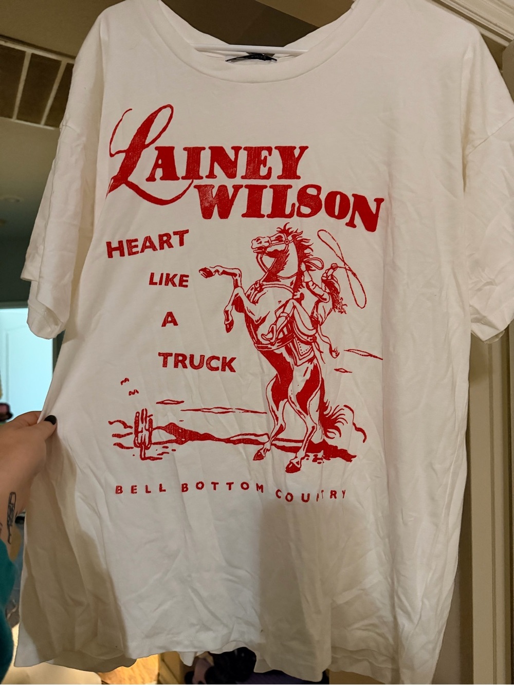Daydreamer White Tee with Red Lainey Wilson Graphic